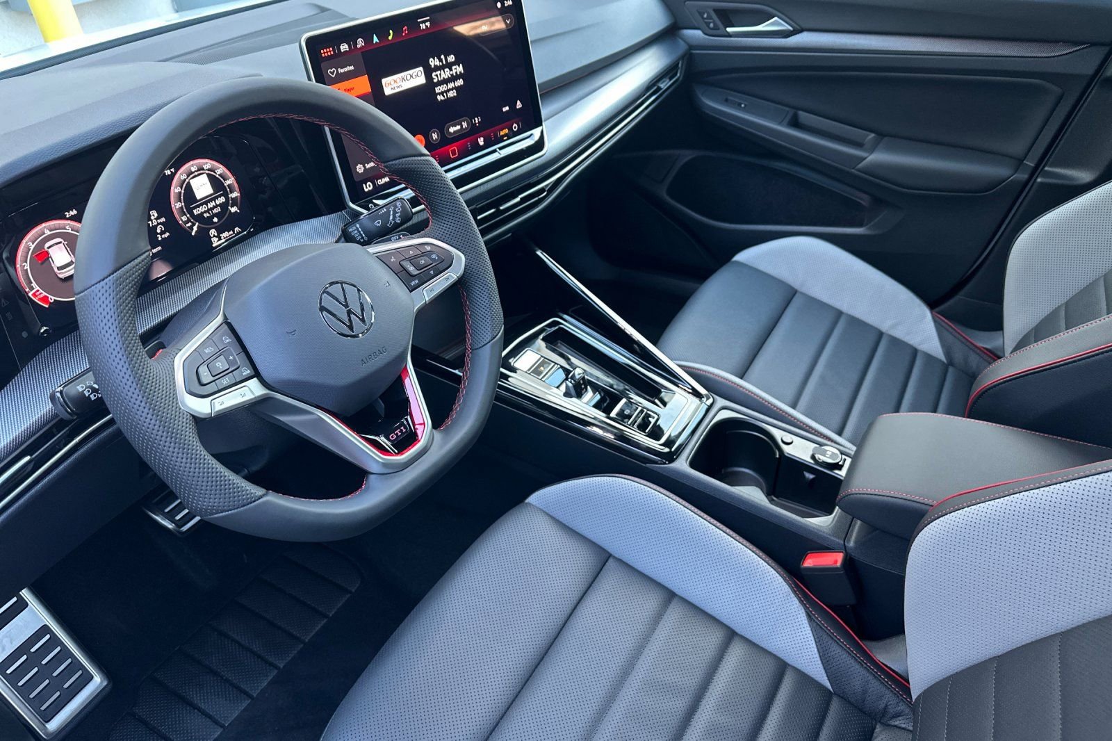 New 2026 Volkswagen GTI SE image 8