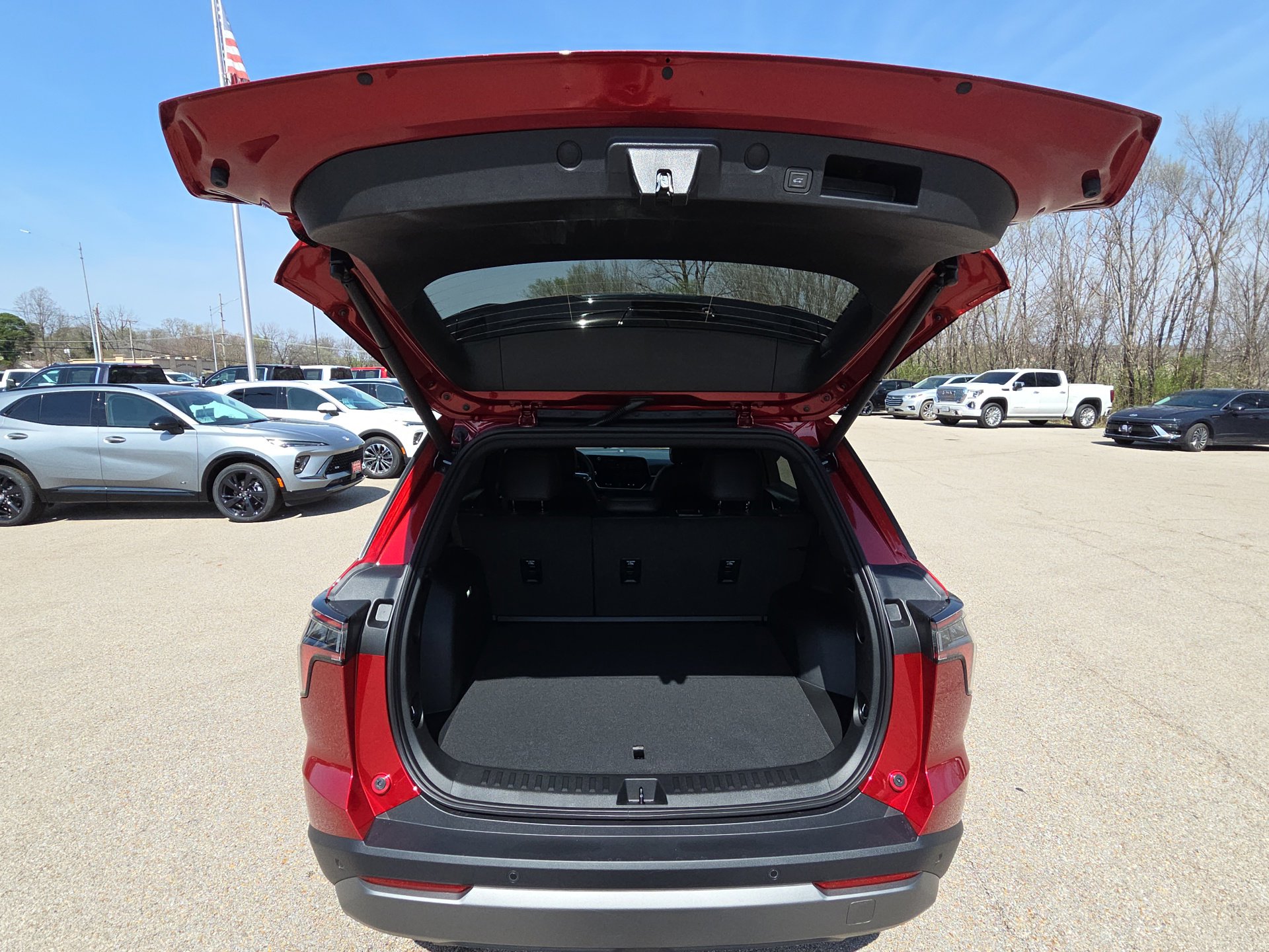 New 2026 Chevrolet Equinox LT w/ Convenience Package II image 31