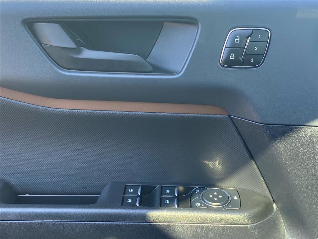 Used 2024 Ford Bronco Sport Outer Banks w/ Tech Package image 18
