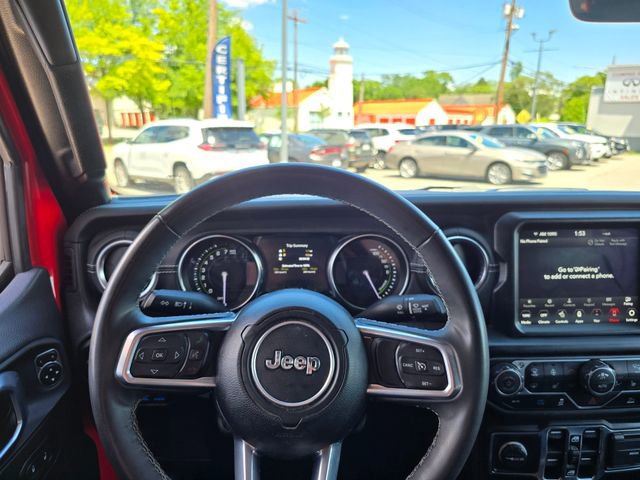 Used 2023 Jeep Wrangler Unlimited Sahara w/ Cold Weather Group AWD/4WD image 11