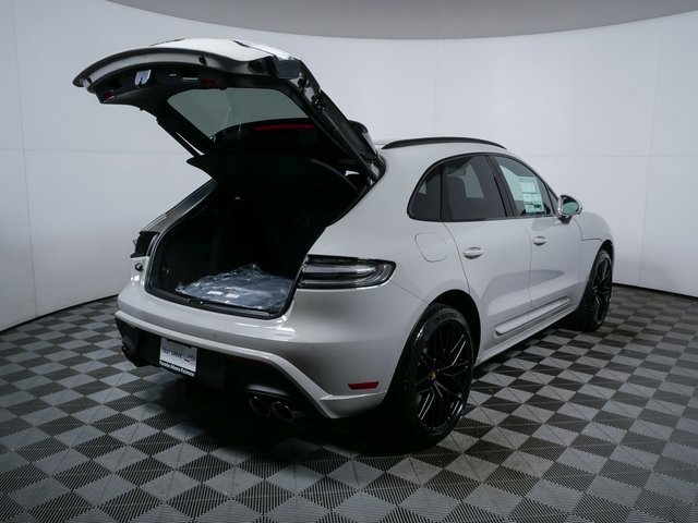 New 2026 Porsche Macan GTS image 29