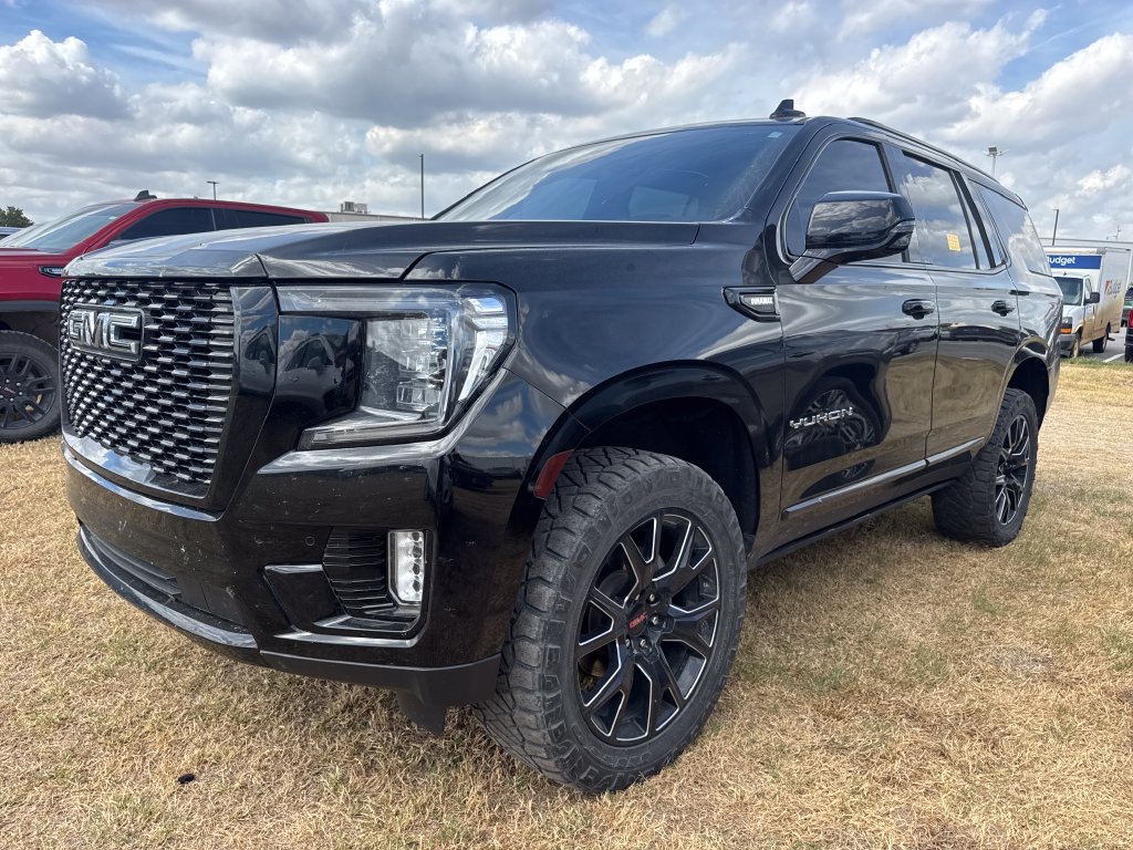 Used 2024 GMC Yukon SLT w/ SLT Premium Package AWD/4WD image 1