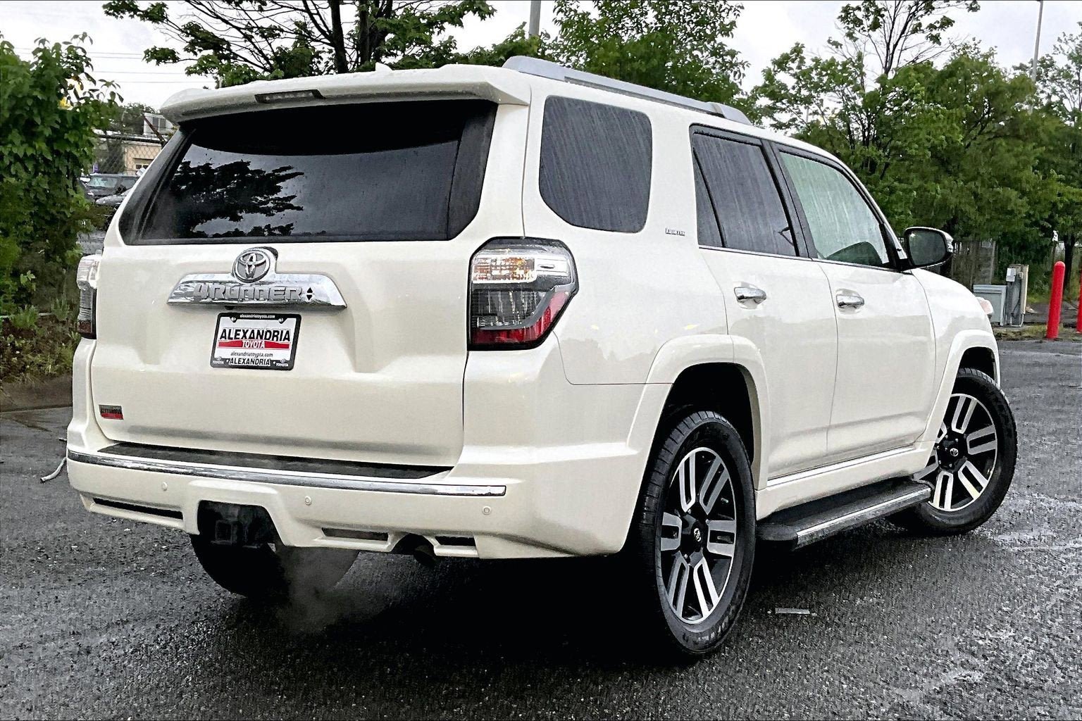 Used 2020 Toyota 4Runner Limited RWD image 12