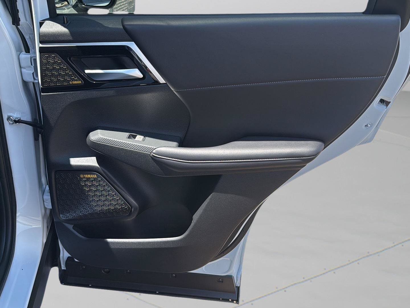 New 2026 Mitsubishi Outlander SE FWD image 31