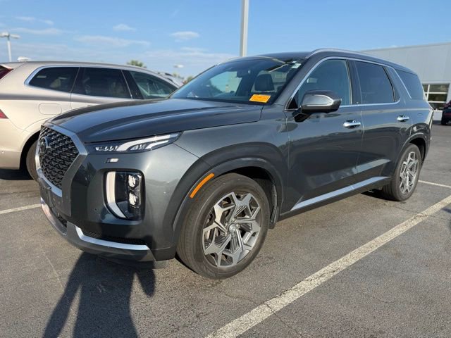 Used 2022 Hyundai Palisade Calligraphy w/ Cargo Package FWD image 2