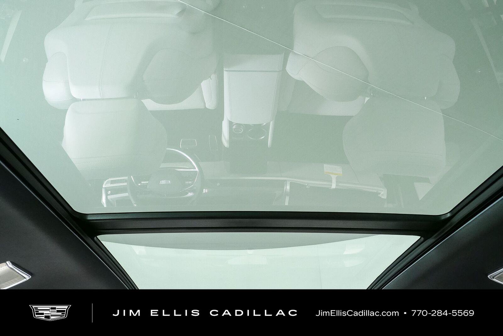 New 2027 Cadillac Vistiq Luxury AWD/4WD image 17