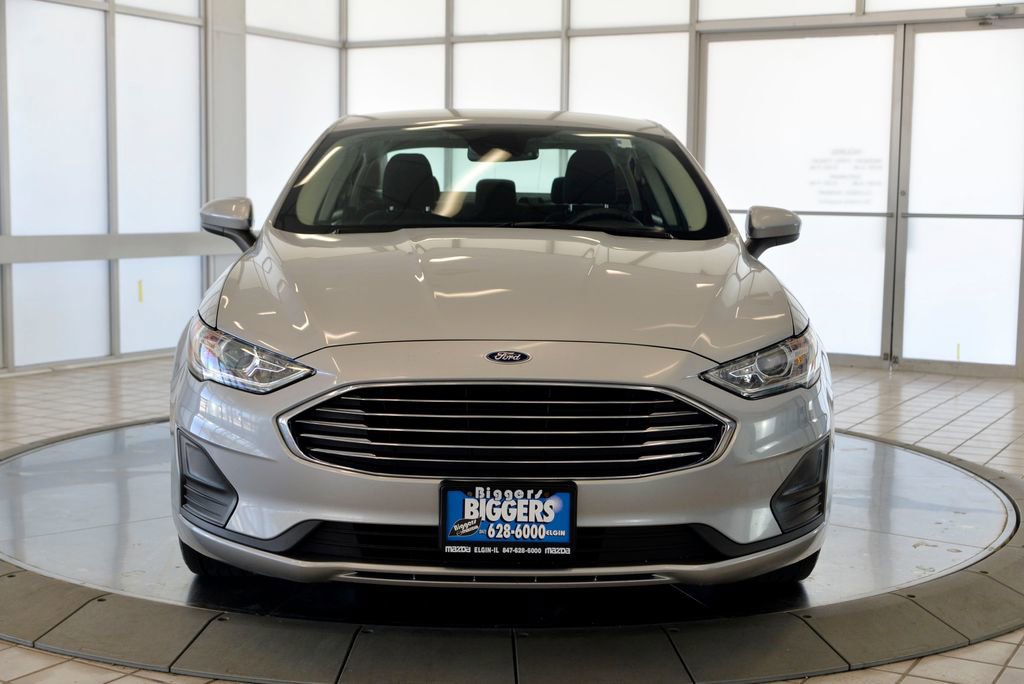 Used 2020 Ford Fusion SE image 3