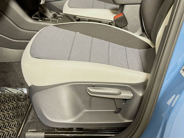 New 2026 Volkswagen Taos S image 16