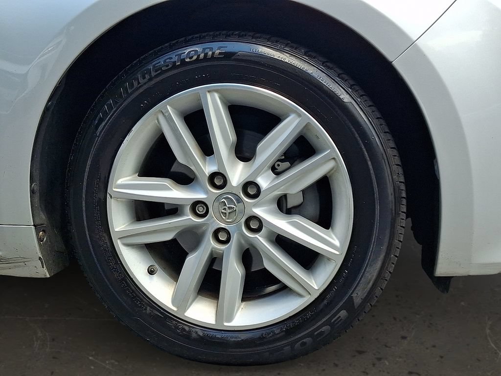 Used 2014 Toyota Avalon XLE Premium FWD image 9