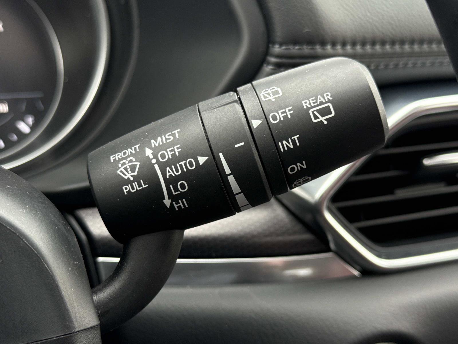 Used 2023 MAZDA CX-5 Carbon Edition image 11