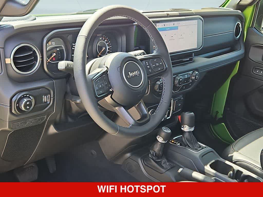 New 2025 Jeep Gladiator Sport w/ Premium Package AWD/4WD image 2