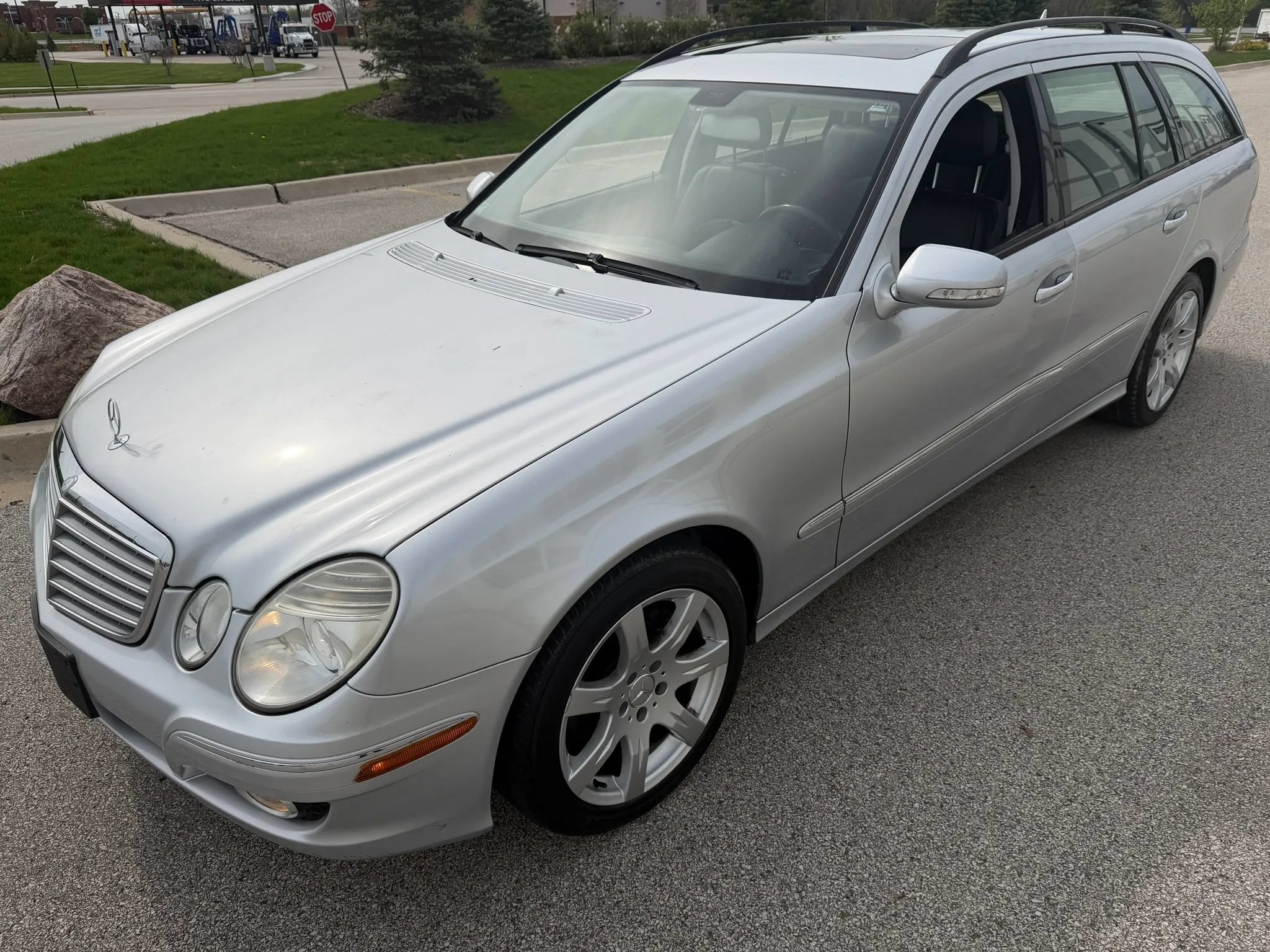 Used 2007 Mercedes-Benz E 350 4MATIC Wagon image 3