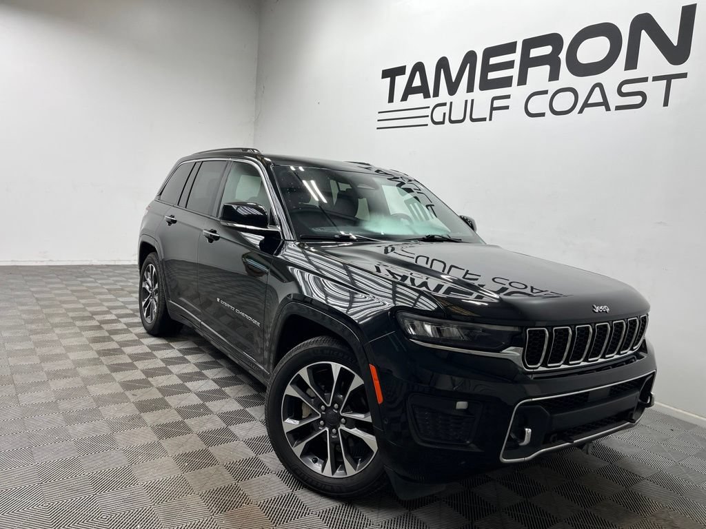 Used 2022 Jeep Grand Cherokee Overland w/ Luxury Tech Group IV