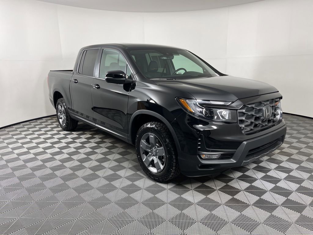 Certified 2025 Honda Ridgeline TrailSport image 15
