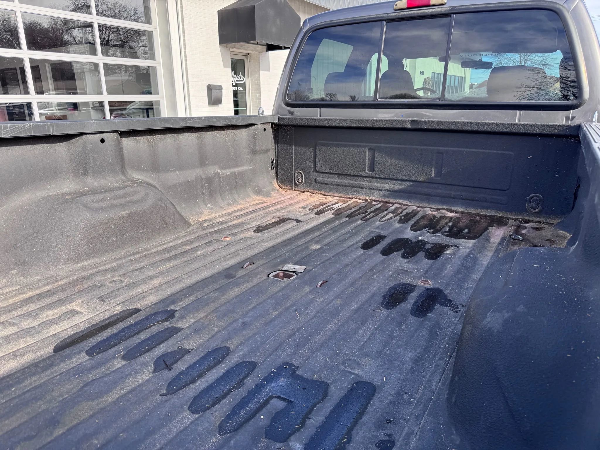 Used 2004 Ford F350 XLT image 8