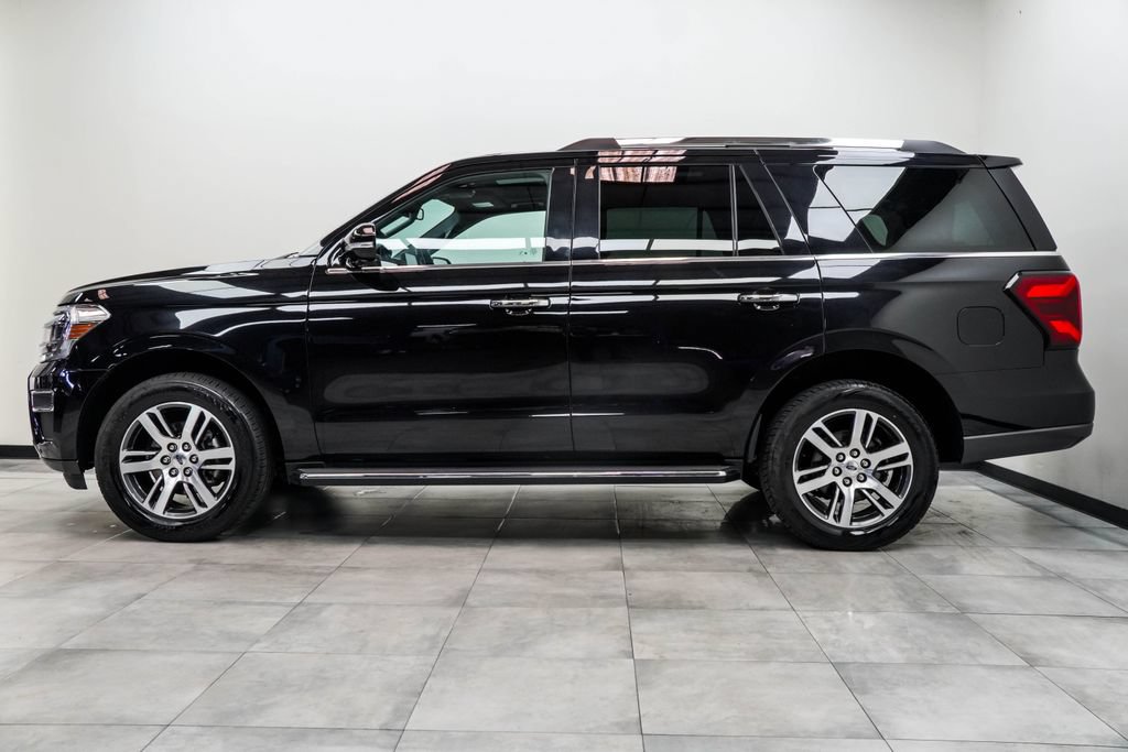 Used 2023 Ford Expedition Limited RWD image 10