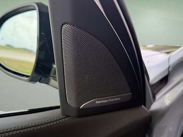 Certified 2026 BMW X7 xDrive40i w/ M Sport Package image 25