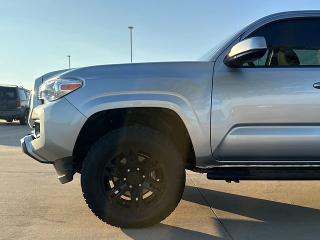 Used 2022 Toyota Tacoma SR w/ SR Convenience Package RWD image 5
