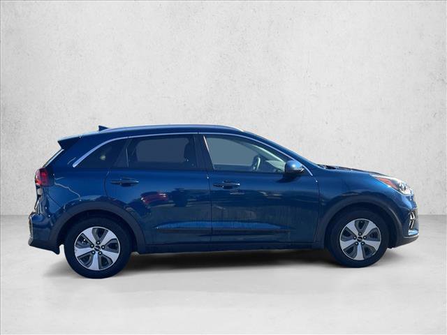 Used 2022 Kia Niro LX image 4