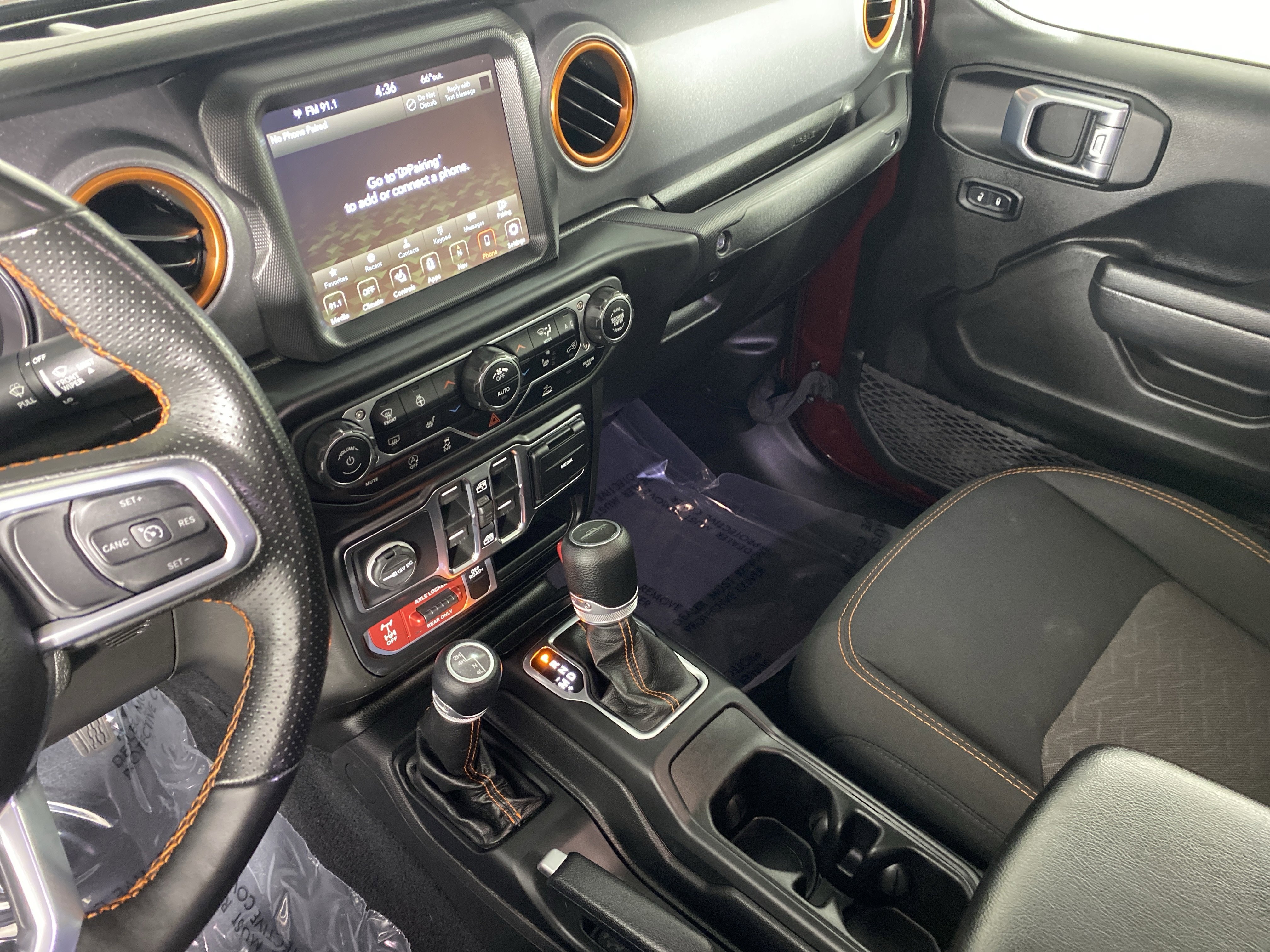 Used 2022 Jeep Gladiator Mojave w/ Cold Weather Group AWD/4WD image 27