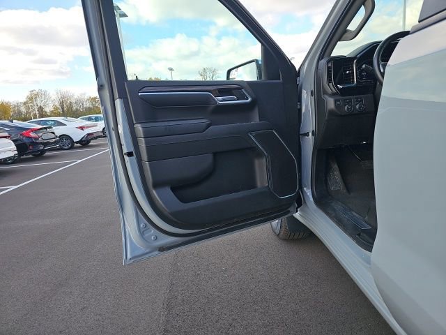 Used 2024 Chevrolet Silverado 1500 LT image 13