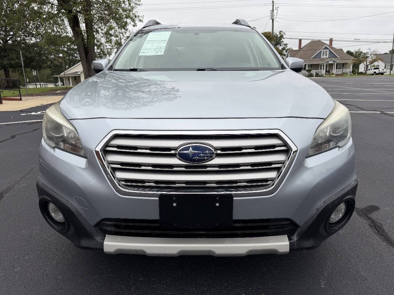 Used 2015 Subaru Outback 2.5i Limited AWD/4WD image 3