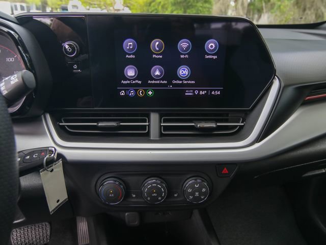 Used 2024 Chevrolet Trax RS w/ Driver Confidence Package FWD image 19
