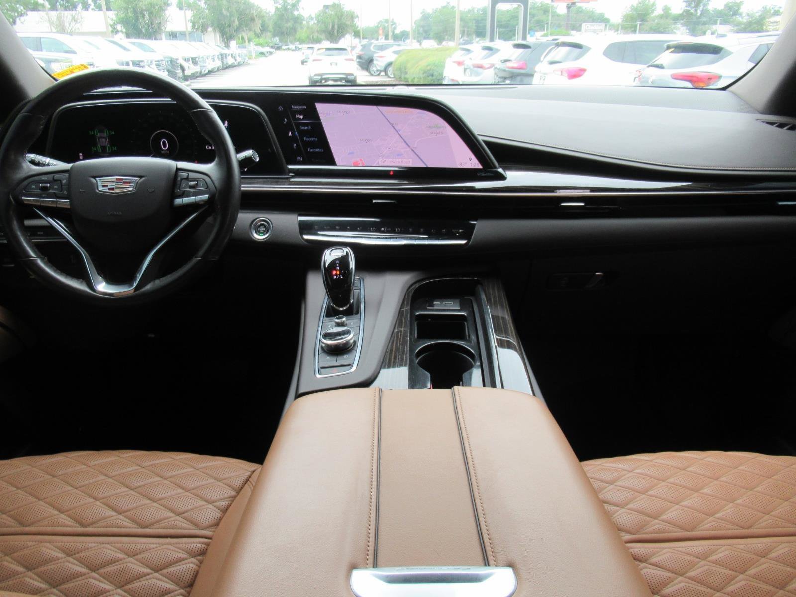 Used 2021 Cadillac Escalade Sport w/ LPO, ONYX Package AWD/4WD image 12