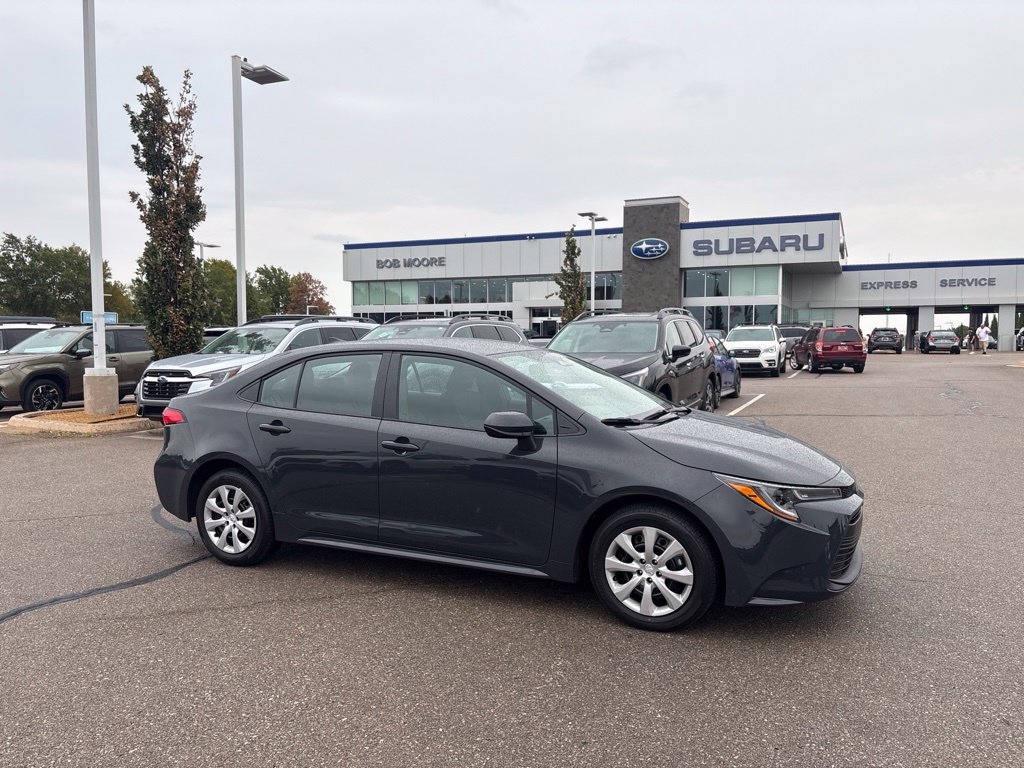 Used 2026 Toyota Corolla LE FWD image 1