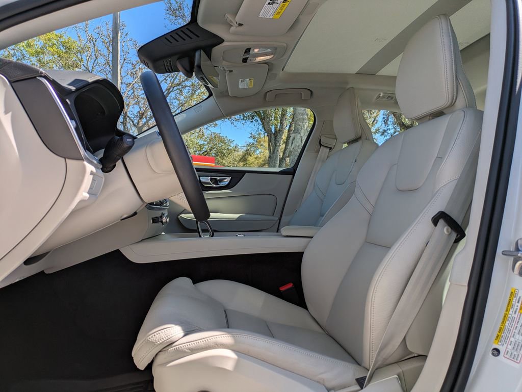 Certified 2024 Volvo S60 B5 Ultimate w/ Climate Package image 2