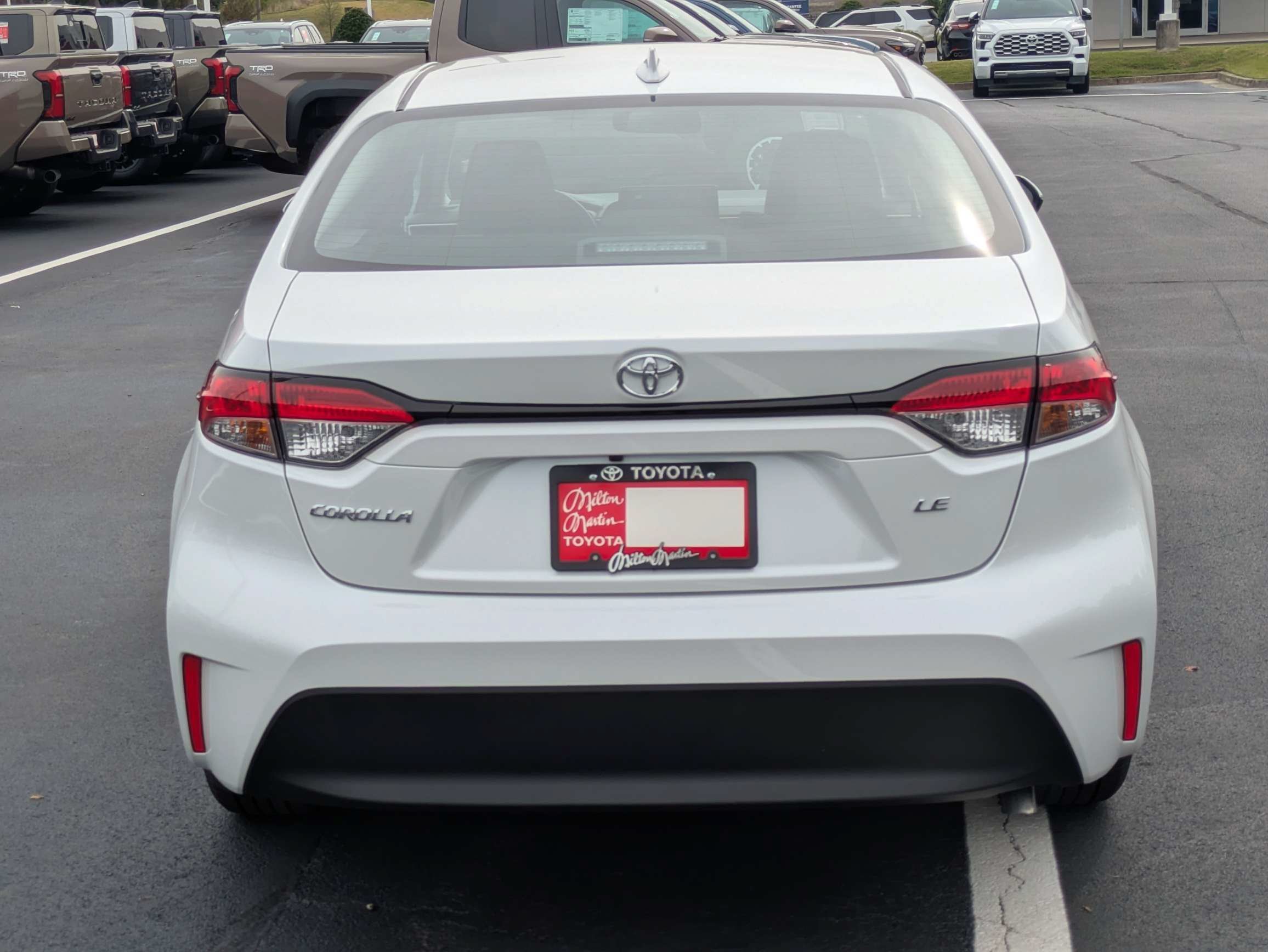 New 2027 Toyota Corolla LE FWD image 5