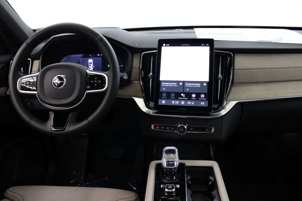 New 2026 Volvo XC90 T8 Ultra w/ Protection Package Premier AWD/4WD image 9