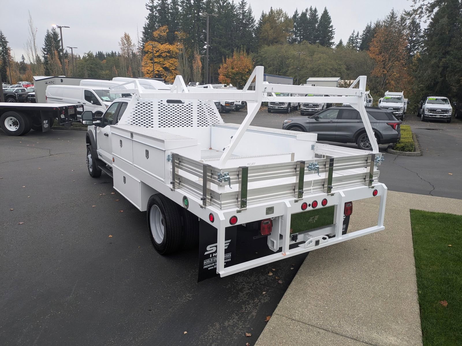 New 2026 Ford F550 4x4 Supercab Super Duty image 2