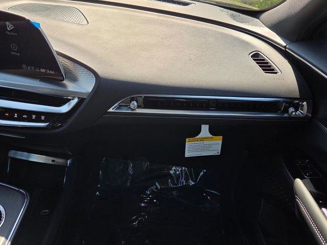 New 2026 Cadillac Lyriq Luxury image 20