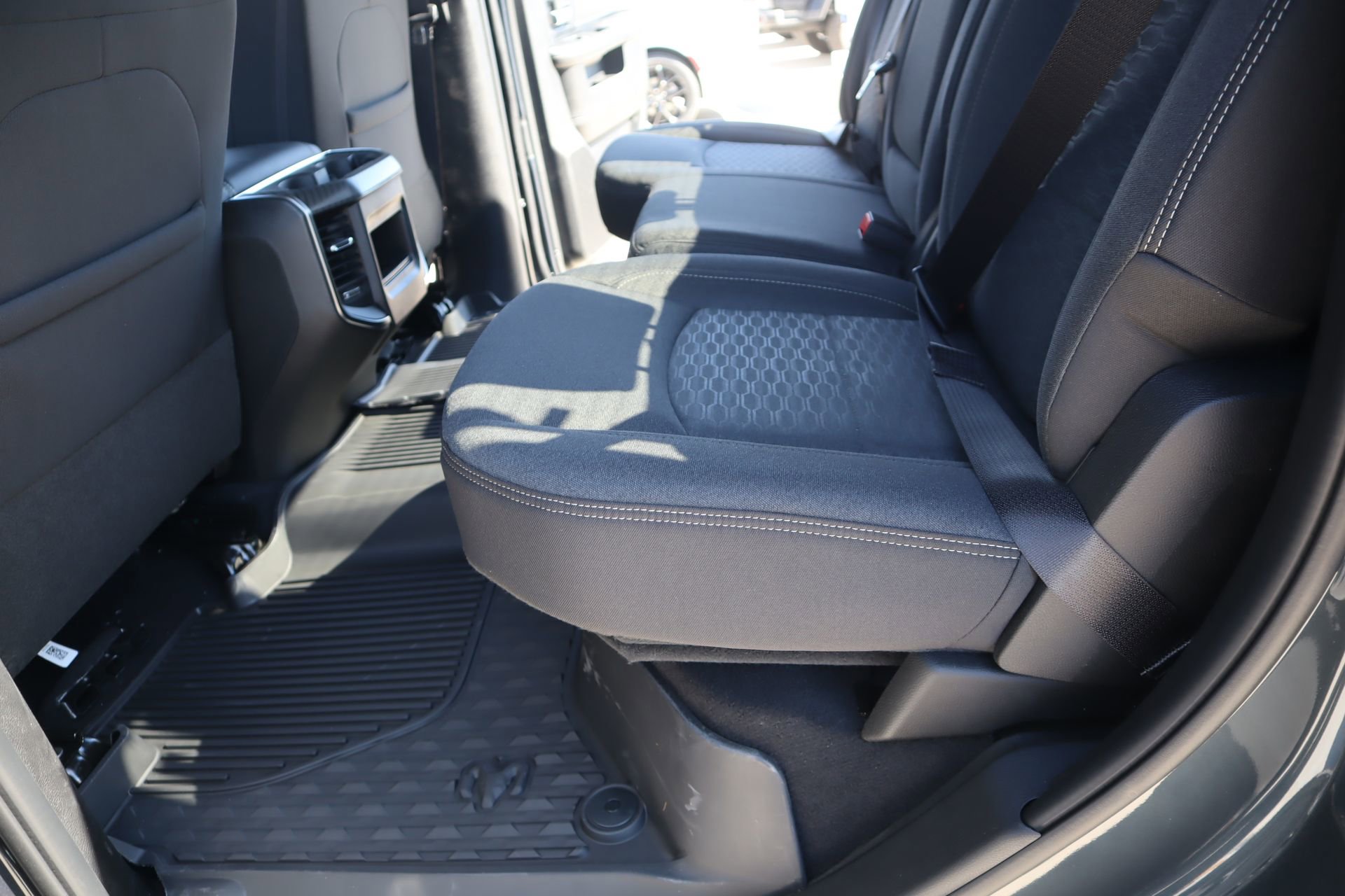 New 2026 RAM 2500 Big Horn AWD/4WD image 13