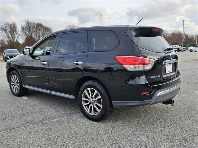 Used 2013 Nissan Pathfinder S image 9