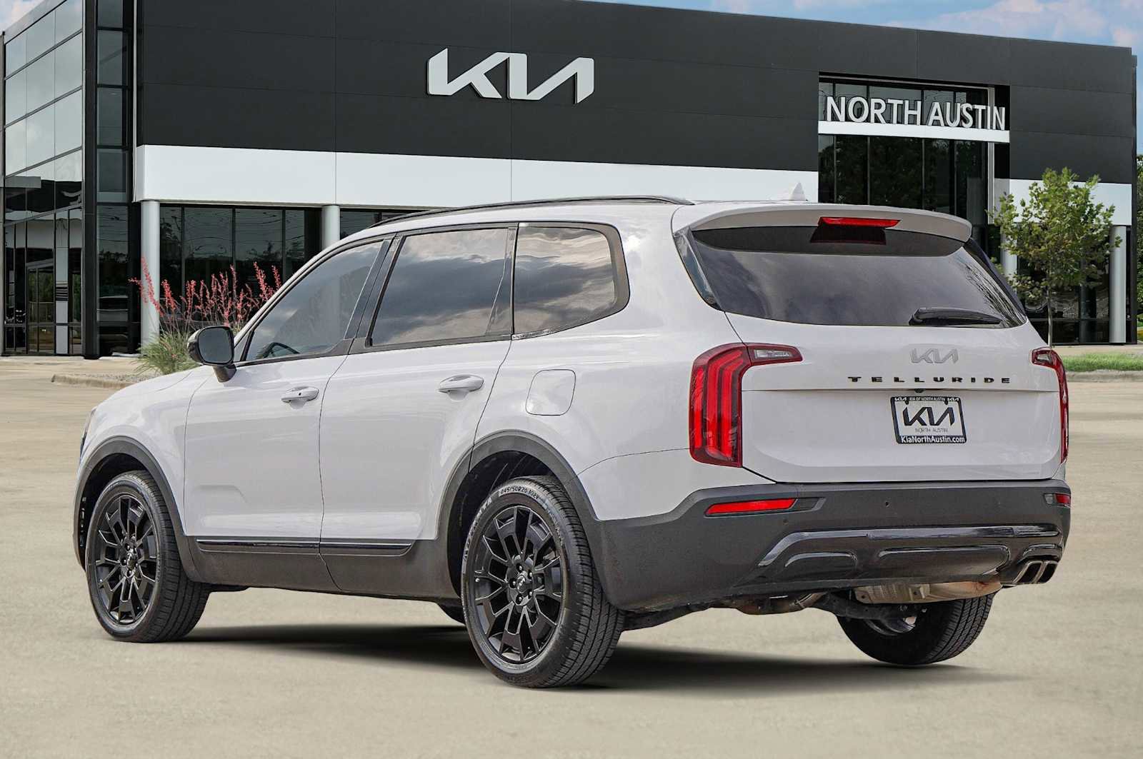 Certified 2022 Kia Telluride SX w/ SX Prestige Package image 5