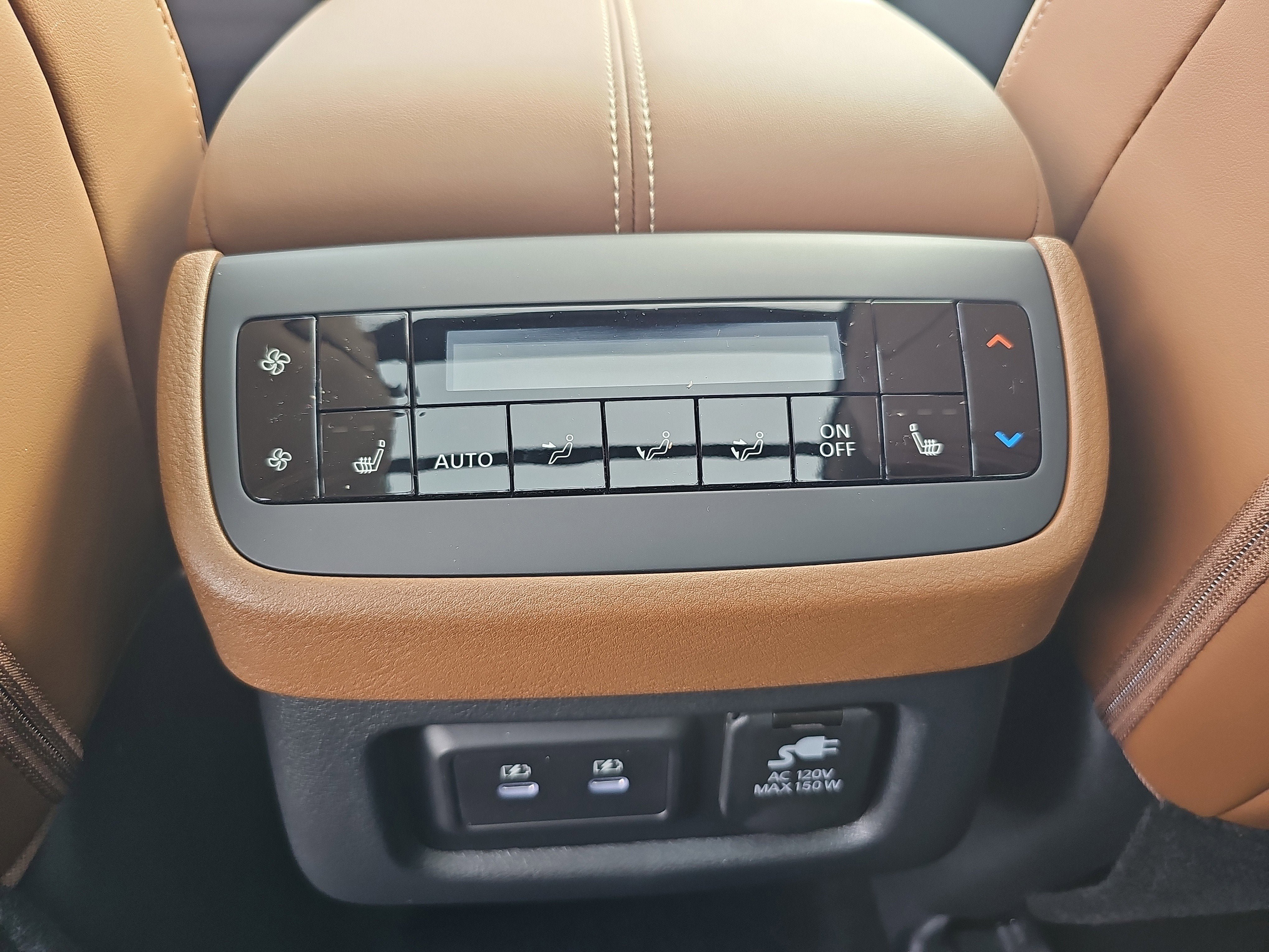 New 2026 Nissan Pathfinder Platinum image 31