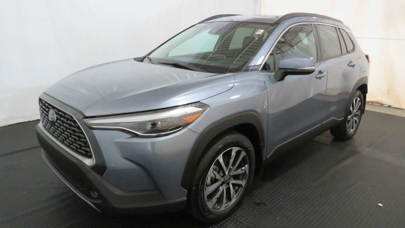 Certified 2022 Toyota Corolla Cross XLE