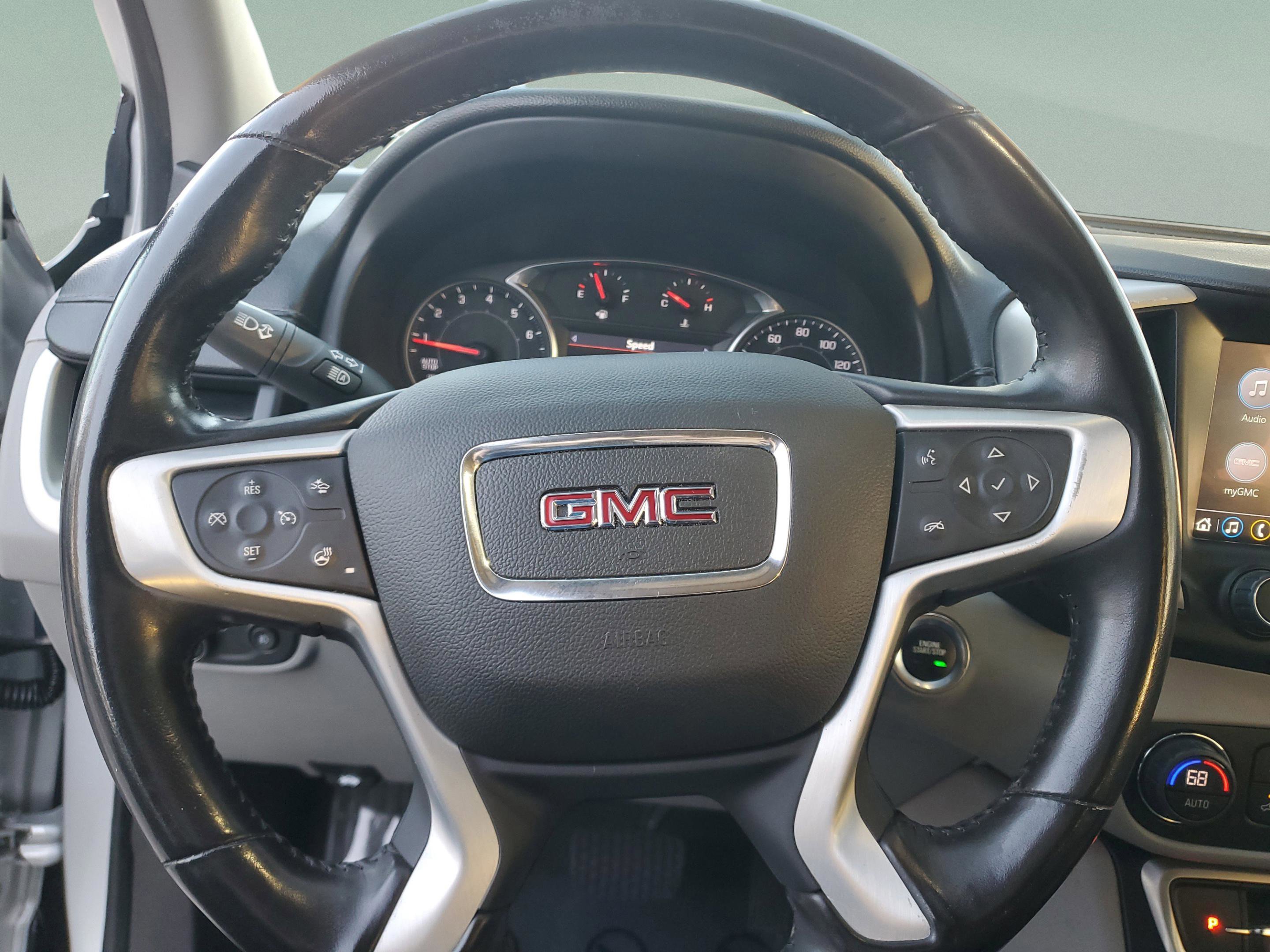 Used 2022 GMC Terrain SLT image 21