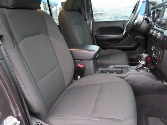 Used 2021 Jeep Wrangler Unlimited Sport image 36