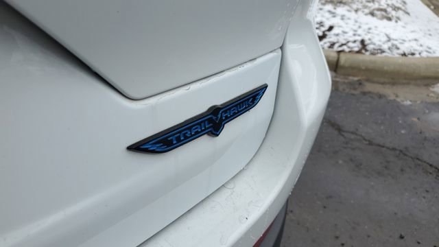 Certified 2022 Jeep Grand Cherokee Trailhawk w/ Advanced Protech Group II image 36