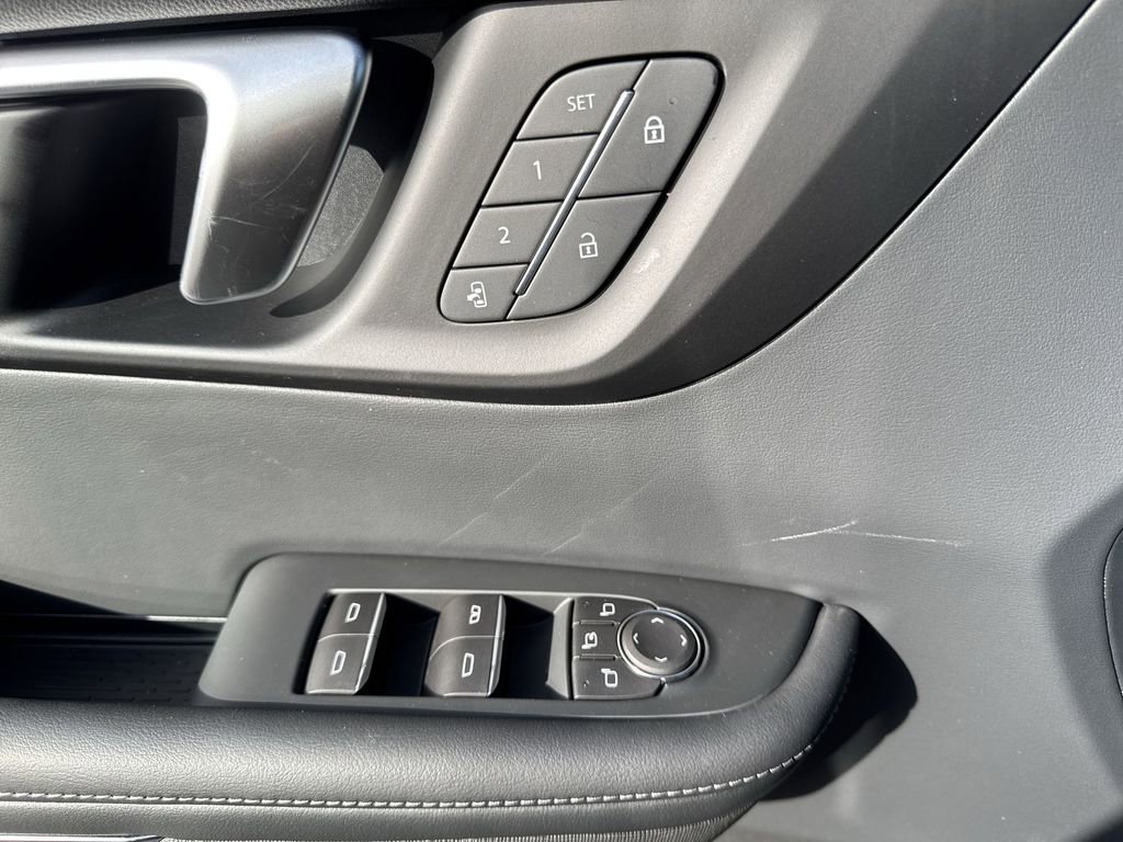 New 2026 Buick Enclave Sport Touring w/ Power Package FWD image 31