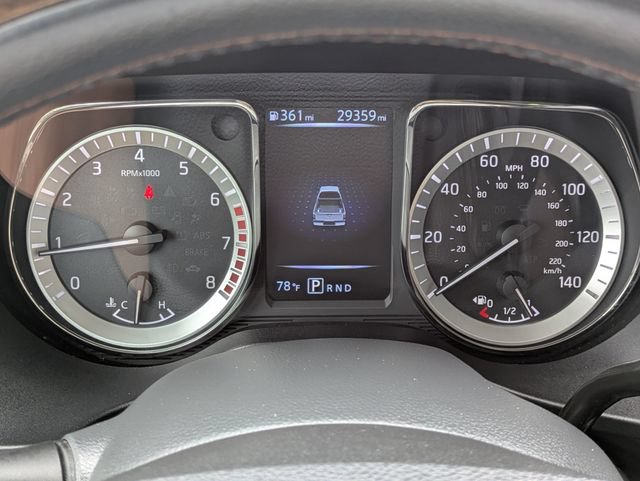 Used 2017 Nissan Titan Platinum Reserve RWD image 27