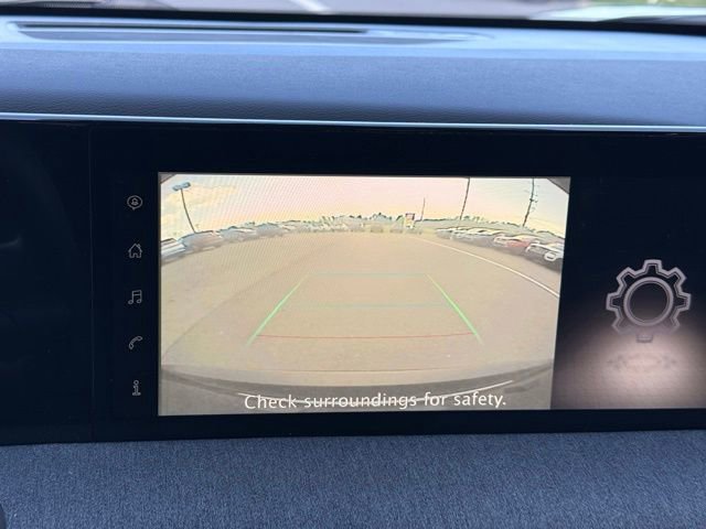 Certified 2025 Nissan Kicks SV AWD/4WD image 33
