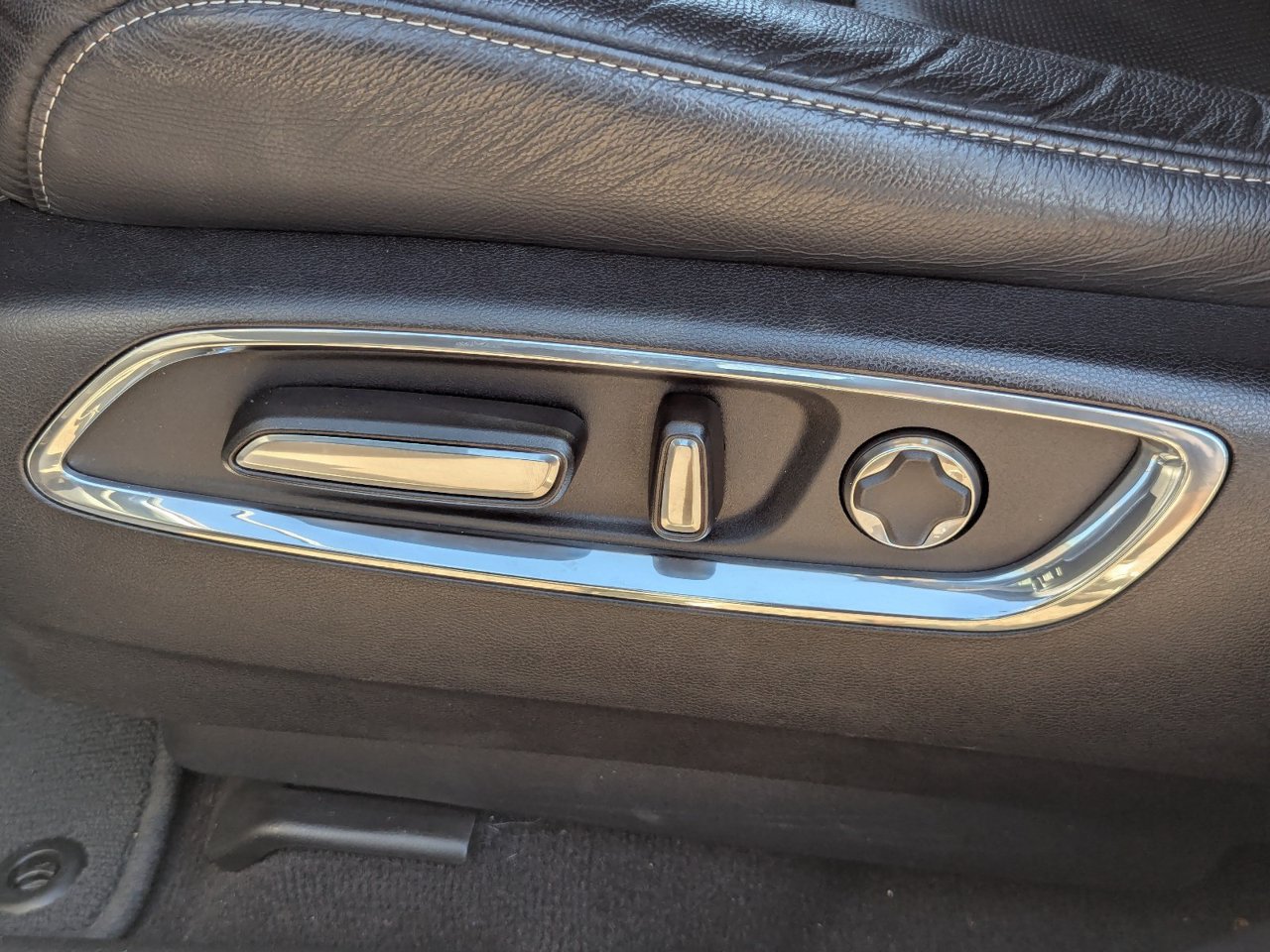 Used 2020 Acura MDX w/ Technology Package FWD image 20