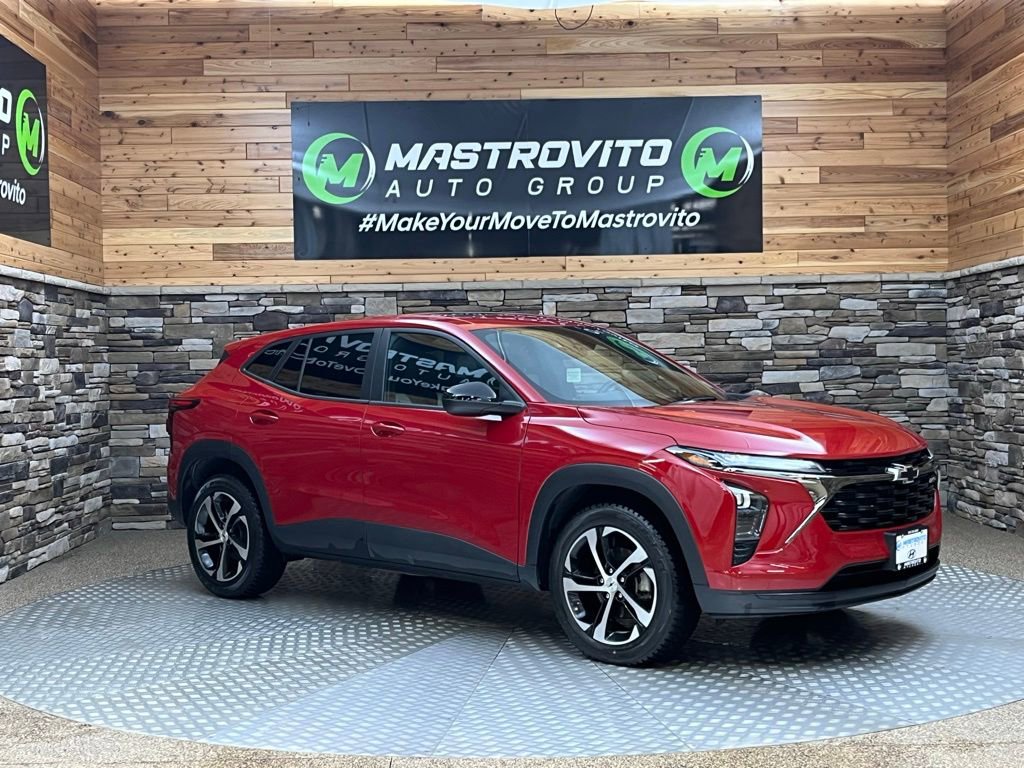 Used 2026 Chevrolet Trax RS w/ Sunroof Package image 14