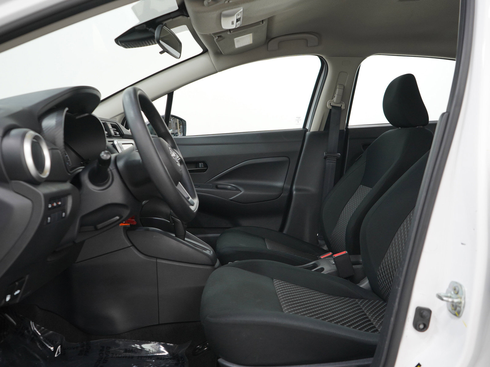 Used 2024 Nissan Versa S w/ Trunk Package FWD image 20