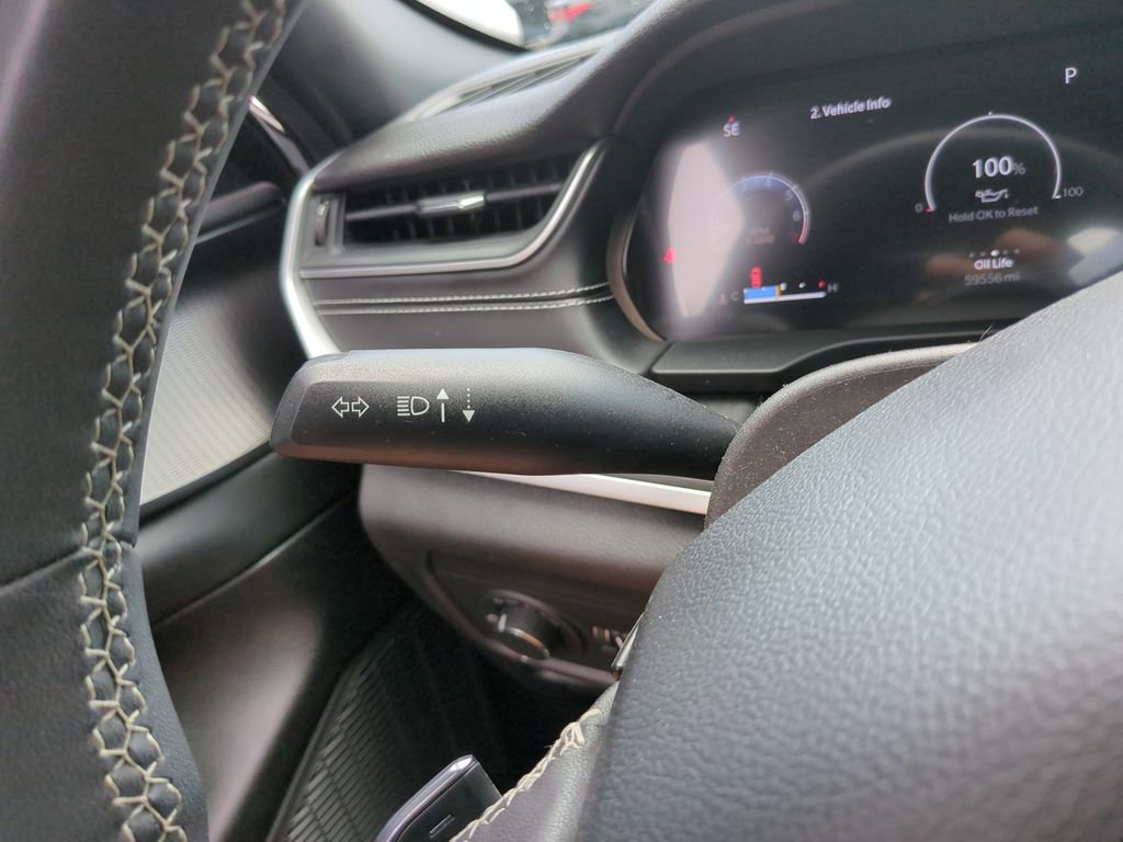 Used 2023 Jeep Grand Cherokee Altitude AWD/4WD image 30