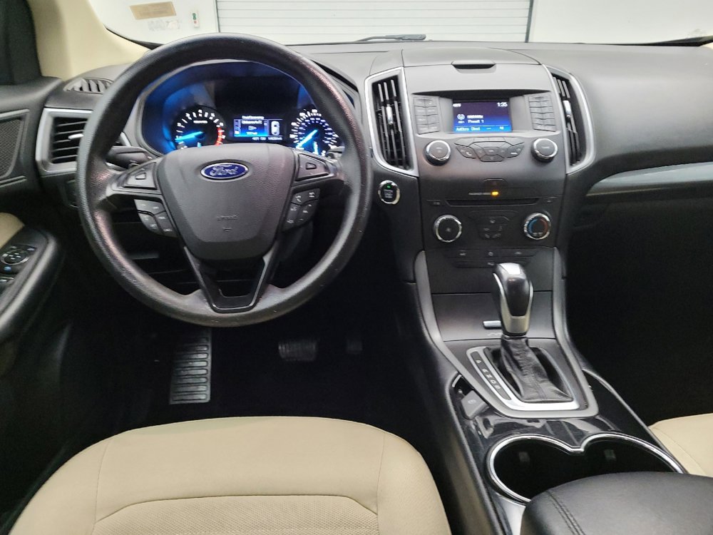 Used 2016 Ford Edge SE image 22